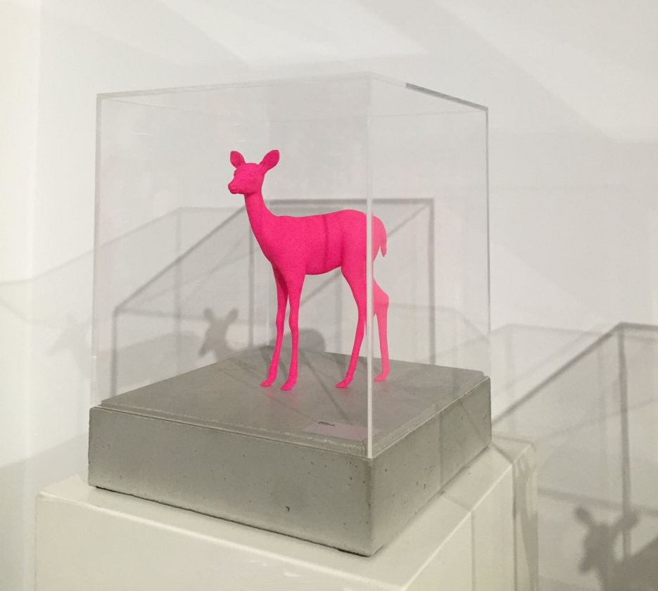 Bambi statue Pink (small)