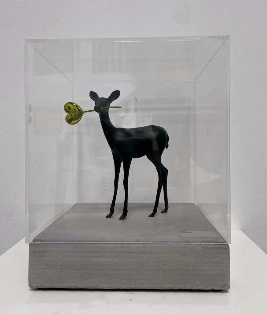 Oh Deer – sculpture black/green