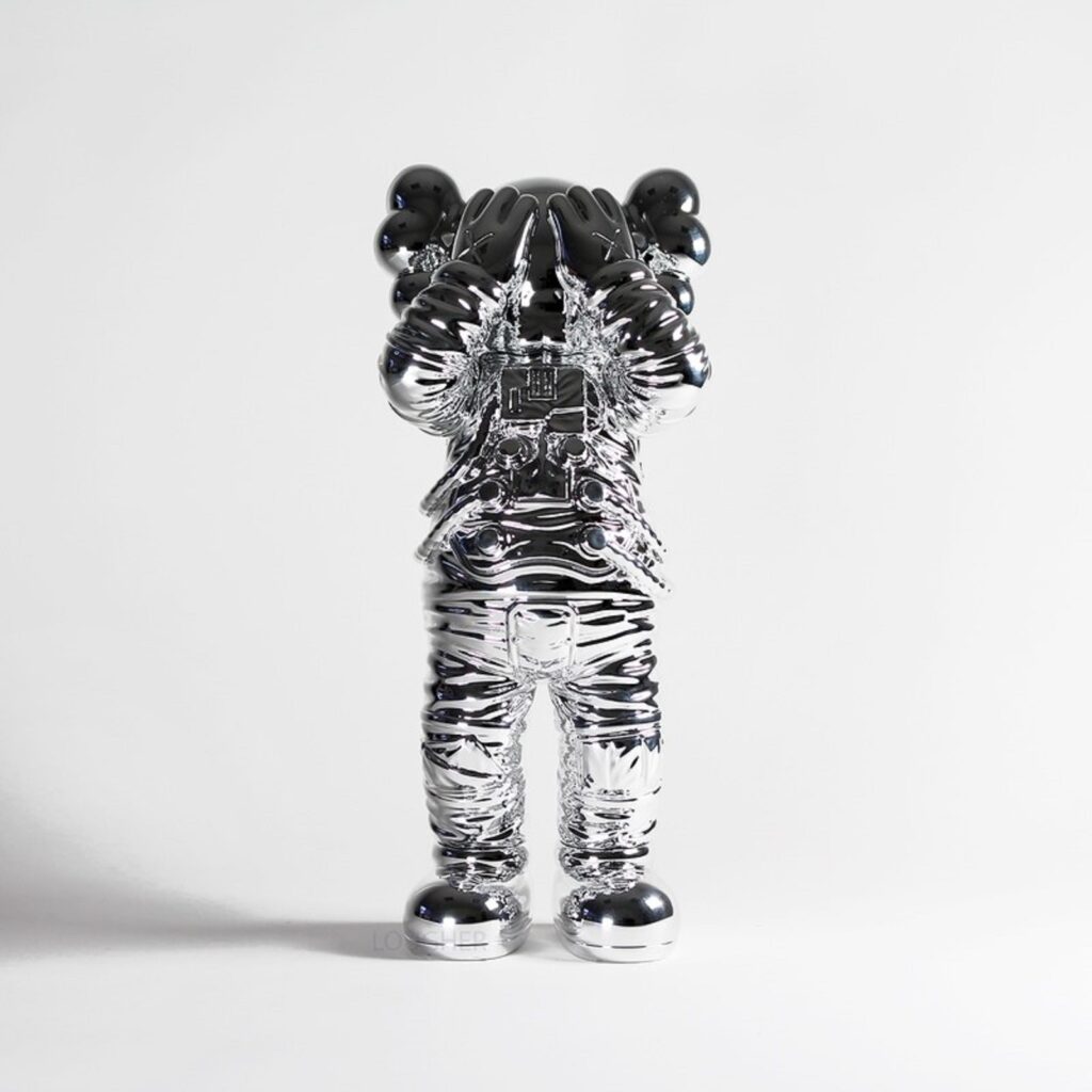 Holiday Space Figure – Siver, ceramic