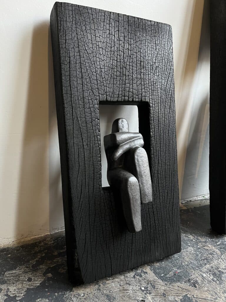 Giuseppe Lamers - Overpeinzing in zwart hout- de Kunsthuizen Overpeinzing in zwart hout