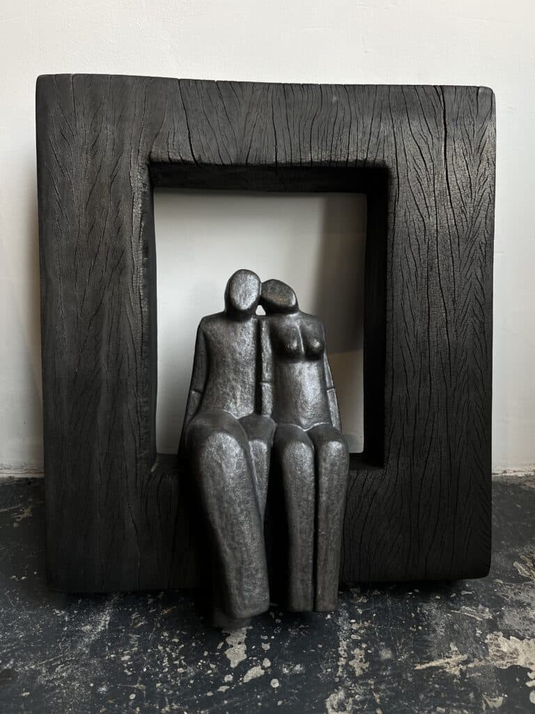 Het paar in zwart hout