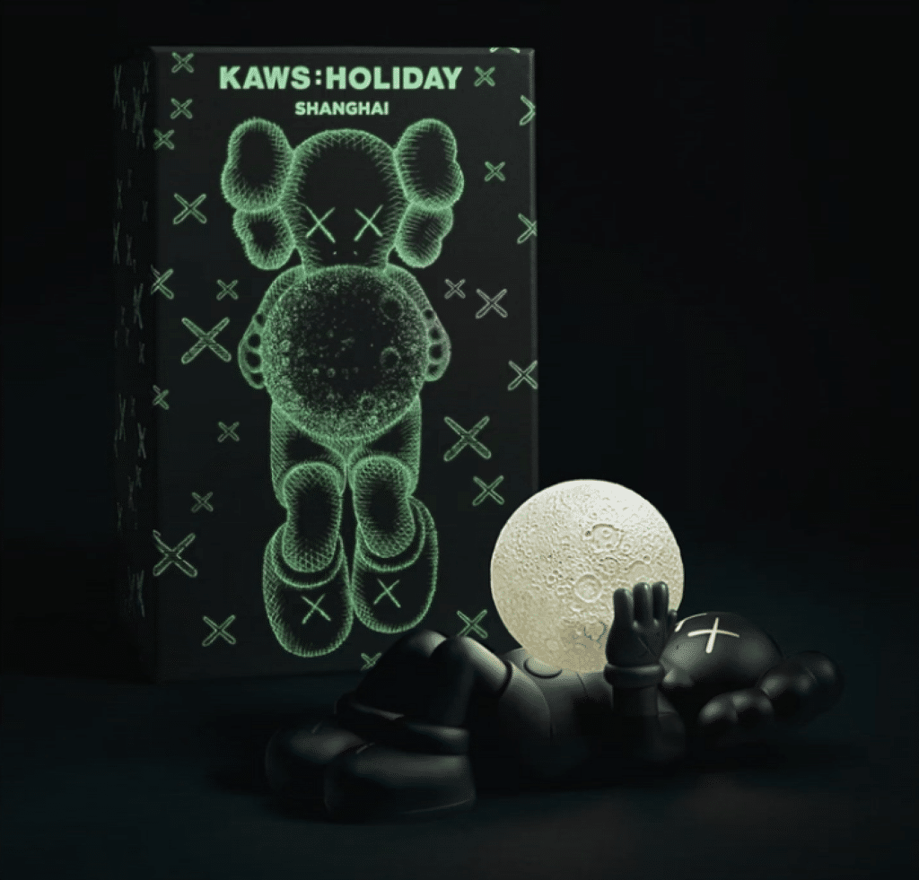 Holiday Shanghai – Black
